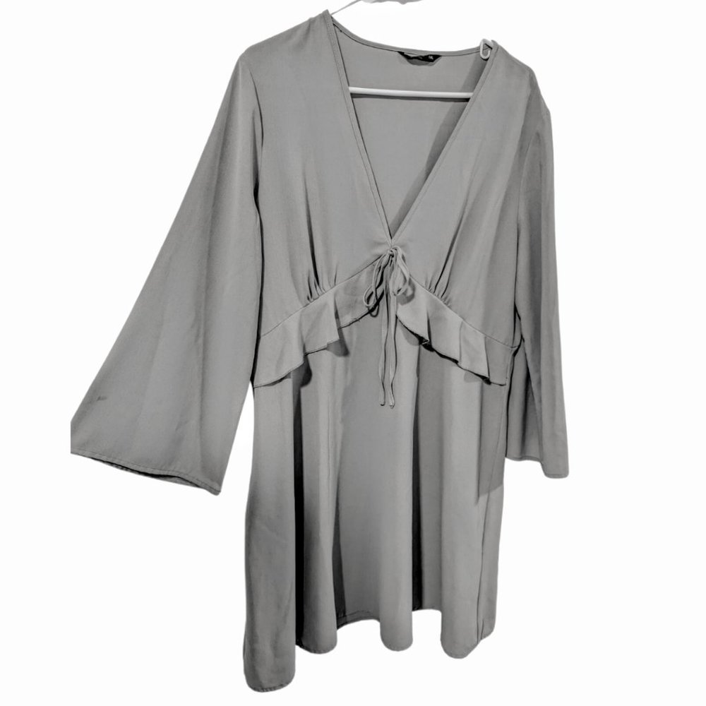 Women's Size 1XL Bell Sleeve Mini Dress